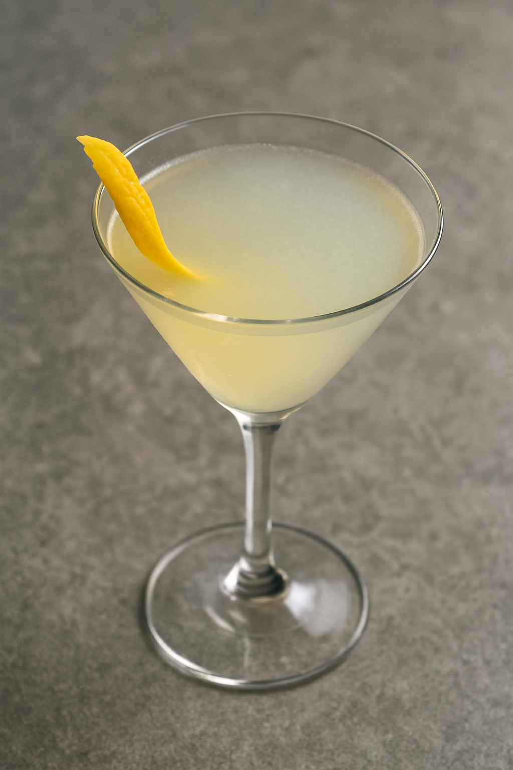 Gimlet sur un comptoir